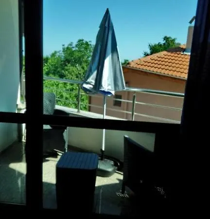 Aparthotel Guesthouse Elly